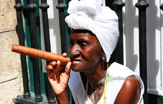 Бабка с сигарой