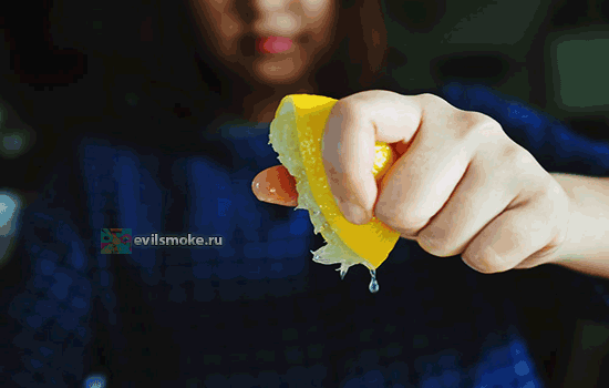 Фото - Выдавливают лимон